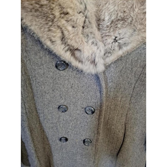 Prime Source Long Double Breasted Wool Coat with Faux‎ Fur Collar - Picture 2 of 9